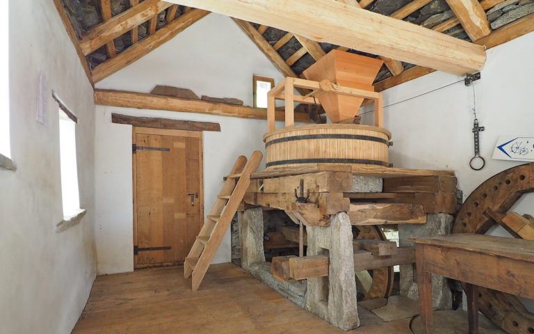 Porte aperte all’antico mulino di Corippo