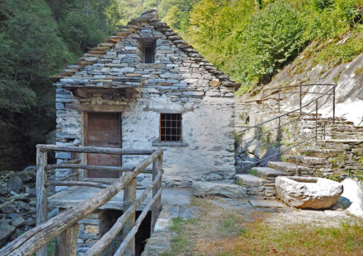 Porte aperte agli antichi mulini di Corippo e Frasco