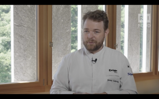 La cucina di Jeremy Gehring nell’antico borgo di Corippo